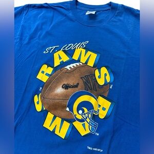 Vintage 1996 Advance Athletic Men’s Size XL St Louis Rams T Shirt Blue & Gold‎